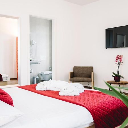 Hotel-Restaurant La Croix D'Or Ballaigues Εξωτερικό φωτογραφία