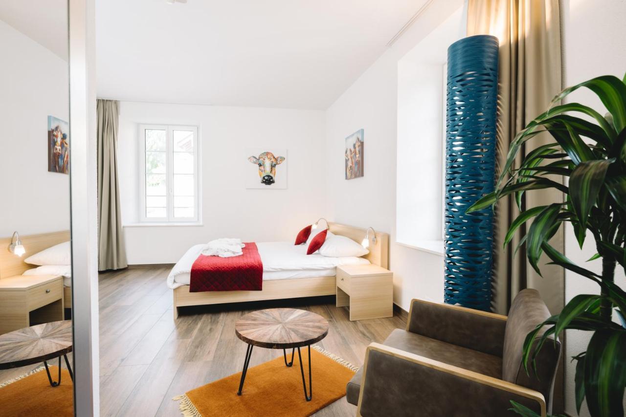 Hotel-Restaurant La Croix D'Or Ballaigues Εξωτερικό φωτογραφία